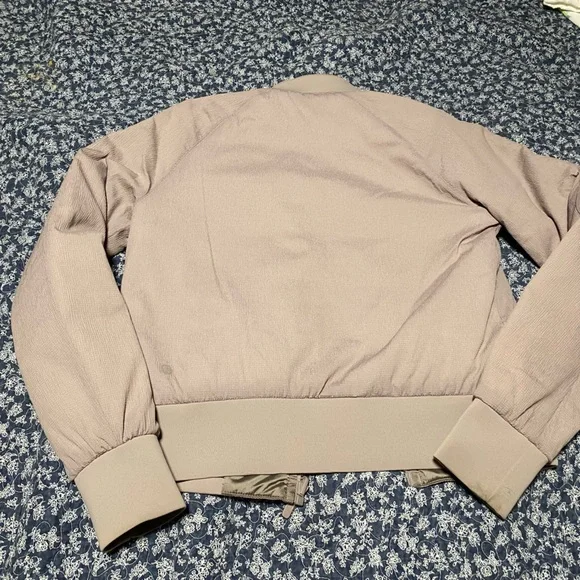 LULULEMON non stop reversible bomber jacket - Picture 4 of 6